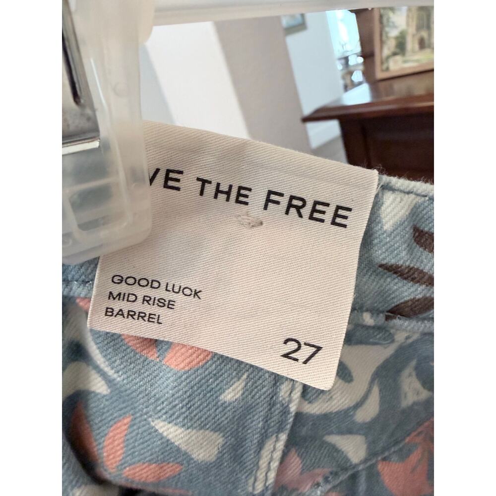 Free People We The Free Good Luck Printed Barrel Jeans in Jade Combo - 27 NWT - Picture 2 of 2
